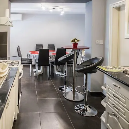 Virag Vendeghaz Holiday home